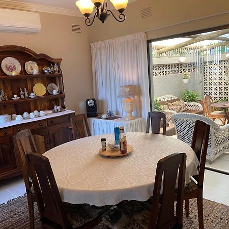 Eden Rose Manor B&B La Mercy Εξωτερικό φωτογραφία