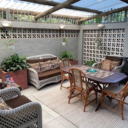 Eden Rose Manor B&B La Mercy Εξωτερικό φωτογραφία