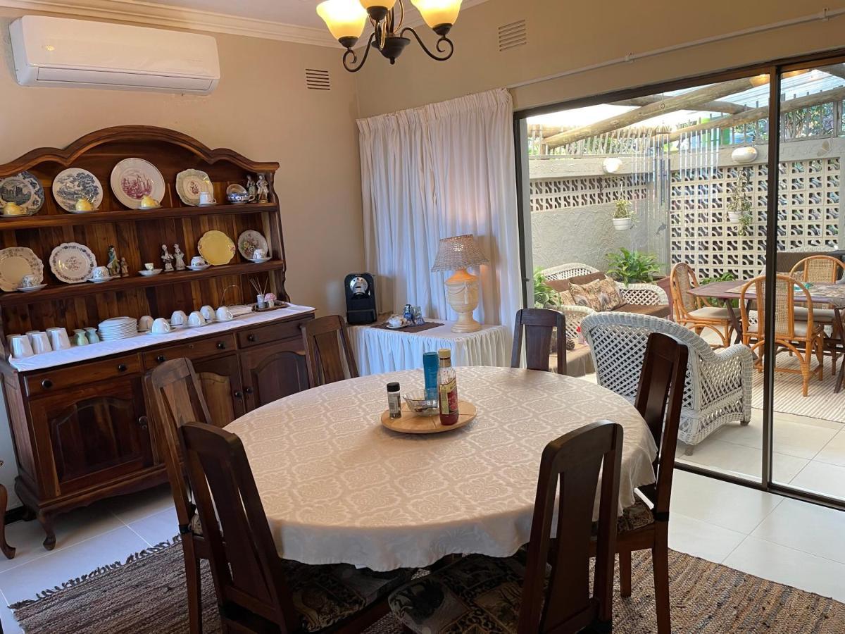 Eden Rose Manor B&B La Mercy Εξωτερικό φωτογραφία