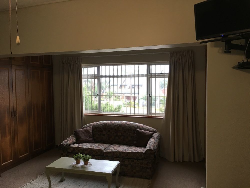 Eden Rose Manor B&B La Mercy Εξωτερικό φωτογραφία